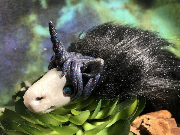 File:Glitzy Magic.jpg