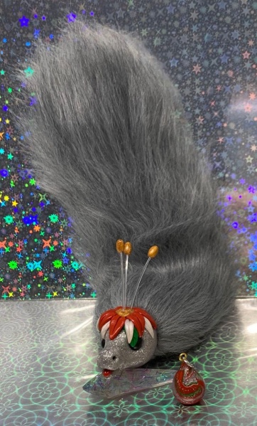 File:Poinsettia Glimmer.jpg